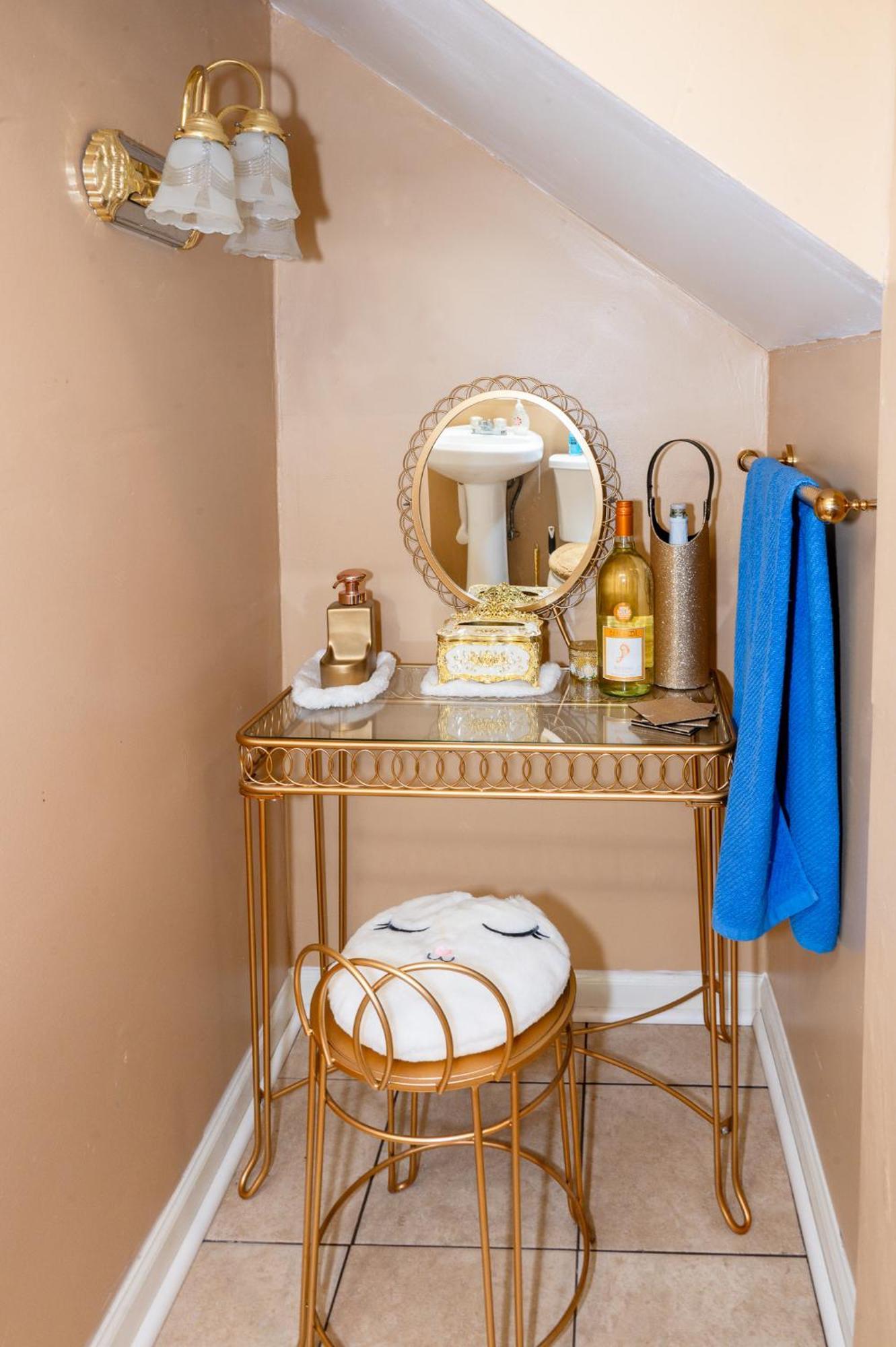The Blue Room Luxury Suite Dover Esterno foto
